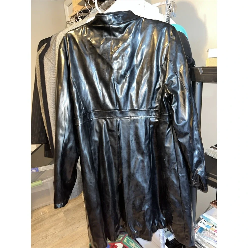 BAGATELLE Women's Black Faux Leather Grunge Chic‎ button Trench Coat XL